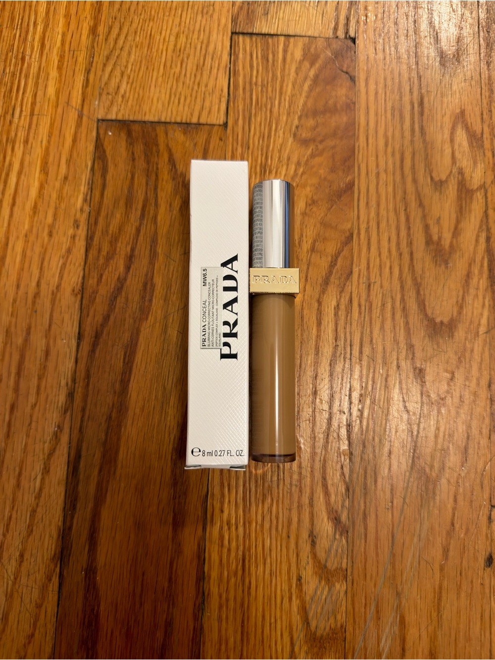 Prada Blurring Micro Correcting Concealer